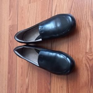 Naturalizer comfort shoes for women
